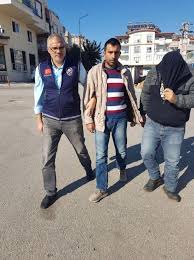Antalya'da istihbarat çalışması sonucu jandarma. Aranan Uyusturucu Tacirleri Manavgat Ta Yakalandi Son Dakika