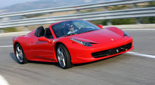 Scopri la nostra selezione di esperienze di guida per 2 giri su pista a bordo di supercar che hanno fatto la storia dell'automobilismo: Ferrari 458 Spider 2011 Review Car Magazine