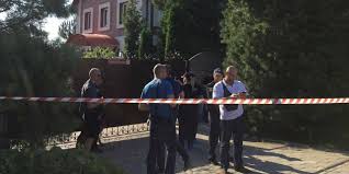 Jun 04, 2021 · в дежурную часть поступило сообщение о том, что мужчина в неадекватном состоянии угрожает сожительнице. Kcbwdzl8vi0tpm