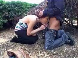 jeune amatrice baise dans le jardin de son voisin video sexe gratuite