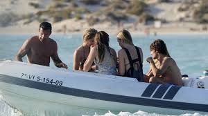 Jose luis osorio calderón mechanical project engineer fuel saver max location: Fotos En Ibiza El Idilio De La Hija De Figo Que La Emparenta Con Los Borbon
