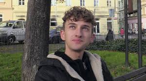 Czech Hunter 671 Gay Porn Video of Czech Hunter | GayMobile.fr