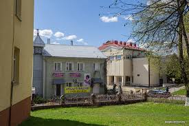 а мы и не скрываем что из деревни родом песня Kak Zhivet Novogrudok V Kotorom Znayut Vsego Ob Odnom Sluchae Koronavirusa