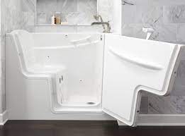 Spot lainnya yang pun sempurna untuk dua sejoli ini yakni adanya ruang tamu dengan dua balkon. 8 Jenis Bathtub Untuk Berbagai Gaya Interior Kamar Mandimu