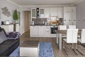 ferienwohnung traumblick in scharbeutz mit meerblick und balkon holm ferienwohnungen ferienwohnung scharbeutz wohnung