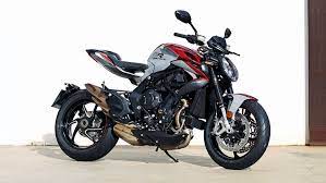 The 798.0 cc engine of brutale 800 is mated with 6 gears, producing maximum power of 109.00 bhp @ 11500 rpm and a maximum torque of 83.00 nm @ 7600 rpm. Mv Agusta Brutale Rosso Rr Und Rr Scs Mit Euro 5 Motorradonline De