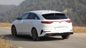 La ceed sw offre les mêmes motorisations que la berline. Essai En Kia Proceed Que La Porsche Soit Avec Toi