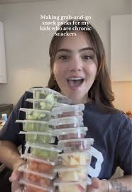 Having easy to grab healthy snacks is a MUST for me!! #toddlermom #momof2  #toddlersnackstation #stayathomemom #tiktokshop