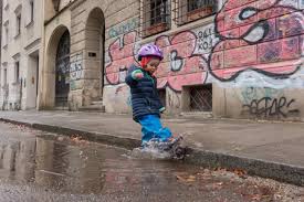 Der zeitpunkt ist sehr individuell: Mit Kindern Raus 13 Ideen Fur Outdoor Aktivitaten A Daily Travel Mate