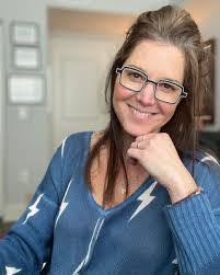 Heather Gilligan's Instagram, Twitter & Facebook