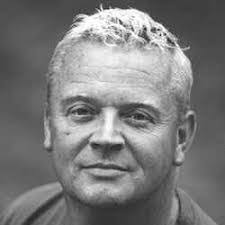 Paul Hyde's Instagram, Twitter & Facebook