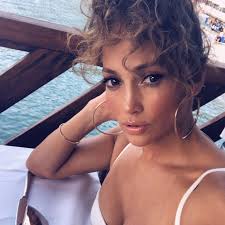 It grew to an awkward, gross length. Jennifer Lopez Steps Out With A Younger Shorter New Look