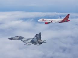 Video pesawat terbang indonesia take off dalam video ini adalah penerbangan pesawat dari. Pesawat Tempur Sukhoi Su 27 30 Mk Escort Dan Forcedown Pesawat Asing