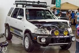 The ex took it up a notch with standard airbags, alloy wheels, rear ventilation ducts, a sunroof, and premium cd audio system. Official H T Offroad Lifted Cr V Thread Page 79 Honda Tech Honda Forum Discussion
