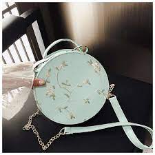 Katalog koleksi tas import fashion dan tas wanita terbaru 2018. Jual Tas Wanita Tas Selempang Tas Wanita Bulat Kulit Elsa Ta118g3 Hijau Import Murah Korea Renda Rantai Gold Branded Batam Abg Ori Online Mei 2021 Blibli