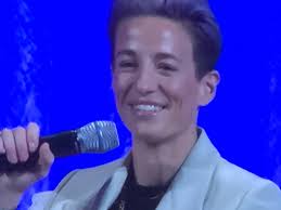 Elisabeth Charles (@ebcharles1)