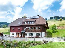 Unser haus liegt in todtnauberg zwischen belchen und feldberg in einem sonnigen hochtal in 1050 m höhe. Haus Bergschuh In Todtnau Todtnauberg Im Schwarzwald Ferienwohnungen