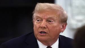 Presentador desmonta narrativa de Trump contra Venezuela