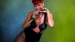 O Tânără Dezvăluie Că Rihanna I-a Făcut Sex Oral, De Mai Multe Ori |  Libertatea