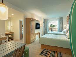 The feeling here is relaxed and easy, with a fun surf vibe woven throughout. All The Details You Re Looking For About Universal S Endless Summer Resort Dockside Inn And Suites Discover Universal