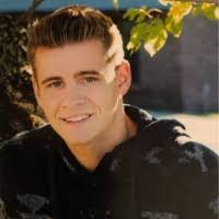 Ryan Henning's Instagram, Twitter & Facebook