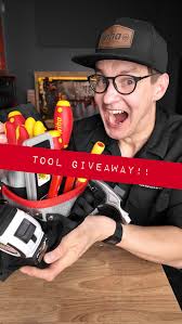 Rapid fire 20 questions with our very own Brian Uebel and Eric Angelski,  mechanic for @wageman, riding #73 in the 250 class for @teamsolitairesx.  Press Day is underway here at Glendale