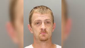 Man escapes treatment facility for burglary: police