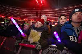 Sylwestrowa moc przebojów polsatu drugi rok z rzędu odbędzie się na stadionie śląskim. Sylwester Z Polsatem Publicznosc Szalala Na Stadionie Slaskim W Chorzowie Odnajdzcie Sie Na Zdjeciach Dziennikzachodni Pl