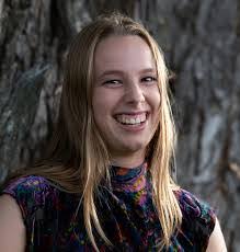 Lacey Arnold's Instagram, Twitter & Facebook