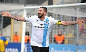 Doch dann versaute eine operation seine karriere. Tinte Trocken Sascha Molders Verlangert Bei 1860 Munchen Liga3 Online De