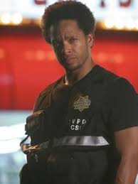 Csi Black Actor With Green Eyes Troubled Csi Actor Gary Dourdan Bikes To Work After Filing For Bankruptcy Gary Dourdan Csi Las Vegas Csi