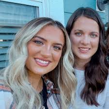 Alexis Hooper's Instagram, Twitter & Facebook