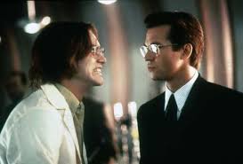 Jun 16, 2021 · following michael keaton's exit from the batman film series after doing 1989's batman and 1992's batman returns, val kilmer, well known from movies like top gun and tombstone, stepped in to. Bild Zu Val Kilmer Batman Forever Bild Jim Carrey Val Kilmer Filmstarts De