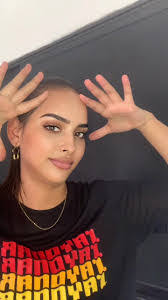 Angela Rollo's Instagram, Twitter & Facebook