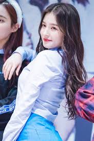 Pin By Shakeel On Chicas Que Te Quitan El Sueno Nancy Momoland Beauty Girl Beautiful Girl Image