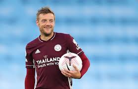 Manchester city's crushing defeat to leicester shows a leicester city's jamie vardy winds up to take one of his two penalties against manchester city. Man City Vs Leicester Jamie Vardy Got Under Pep Guardiola S Skin And Might Just Have Changed His Mind Forever