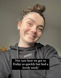 Tell me about your week? 💜 Any wins, struggles, or goals for the month..  Let's use this post to support and praise each other 🥰