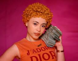 Pop Crave on X: Ice Spice drops the music video for “Gimmie A Light.”  Watch: t.coyVQ4HD4Rv6 t.coBVjpenUeeX  X