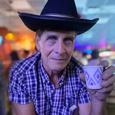 HAPPY BIRTHDAY DAVE! Come play free pool all night and buy him a gin and  tonic!!!