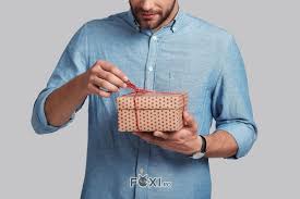 Stretenia este prăznuită la 40 de zile de la nașterea lui hristos în răsărit stretenia a fost introdusă în penultimul an al domniei împăratului justin i (526) și. Idei De Cadouri Pentru Barbati