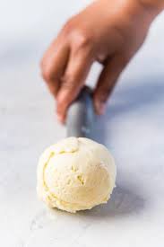 Vanilla ice cream is the perfect addition to many desserts! Classic Homemade Vanilla Ice Cream The Flavor Bender