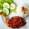 Jun 06, 2021 · potong ayam setebal 1/2 cm kemudian goreng diteflon tanpa minyak atau bisa juga direbus/ dikukus sampai matang. 1