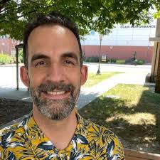 Kim Chism's Instagram, Twitter & Facebook