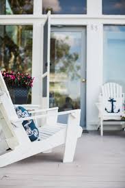 This leaves a lot of room for interpretation, but the basics are ample light, natural materials, breezy spaces and a casual feel. What Is Coastal Style And How To Get The Look Thistlewood Farm