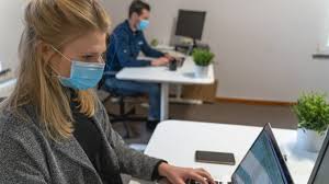 Uživatelé sociálních sítí upozorňují na rasistický vtip, který svrčinová umístila loni v říjnu na svůj facebookový účet. Hygienicka Pavla Svrcinova Nakazy Jsou Spis V Malych A Strednich Firmach Zivotvcesku Cz