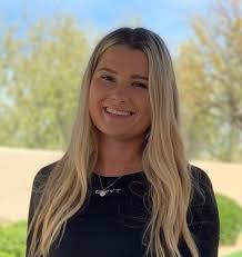 Kara Decker's Instagram, Twitter & Facebook