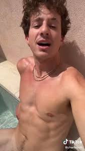 what the FUCK was going on here? (wrong answers only;) :  rpopheadscirclejerk