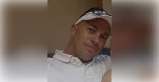 Kelly Everage's Instagram, Twitter & Facebook