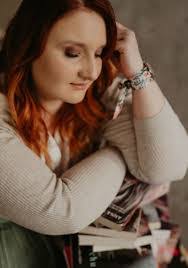 Anna Bellon's Instagram, Twitter & Facebook