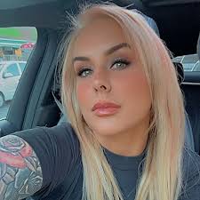 Sian Clark 💋 (@sian744) • Threads, Say more